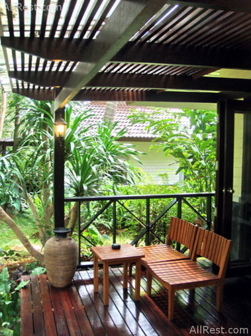 Secret Cliff Resort 3